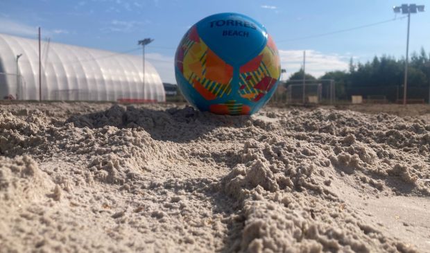 Фотография Площадка для пляжных видов спорта 30х20 Стадион 
