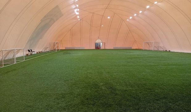 Фотография Футбольный манеж 42×22 Стадион 